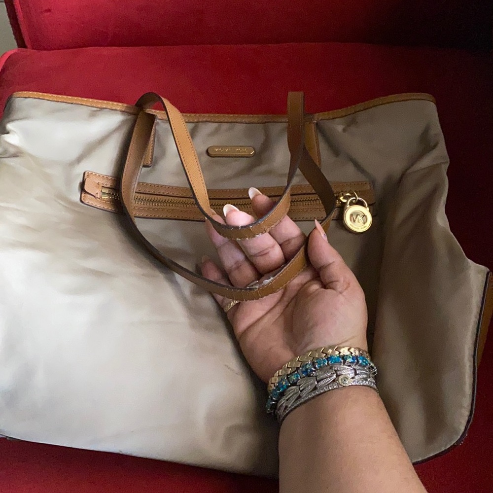 Large Michael Kors my lawn bag